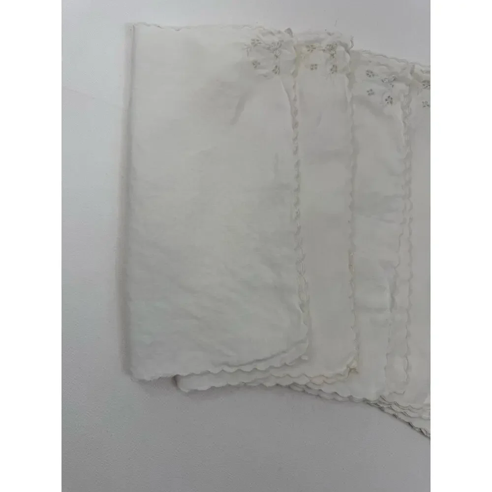 Vintage Linen Cocktail Napkins Set of 8 Embroidered Scalloped Edge 12x12 Cottage